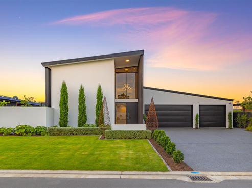 20 Carnaveron Drive, Lincoln