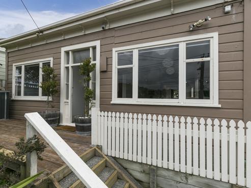 44 Stanley Street, Berhampore