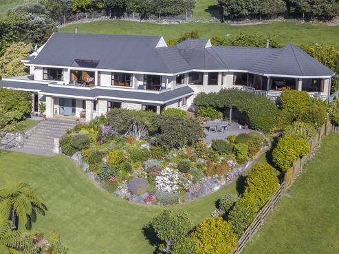 243 Huia Street, Waikanae