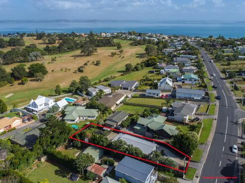 43 Shakespear Road, Army Bay