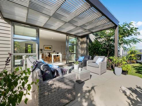 10 Lydiard Place, Beachlands