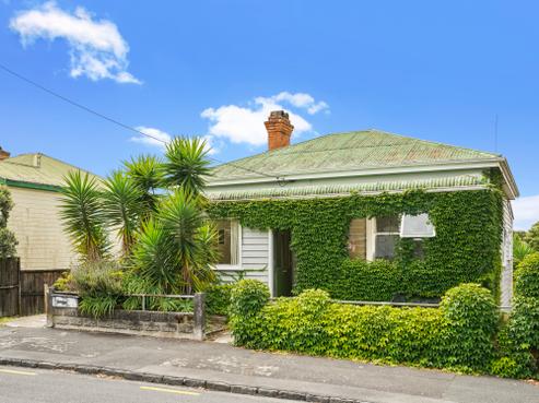 212 Sandringham Road, Sandringham