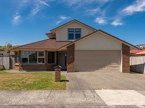 6 Black Pine Road, Woodridge