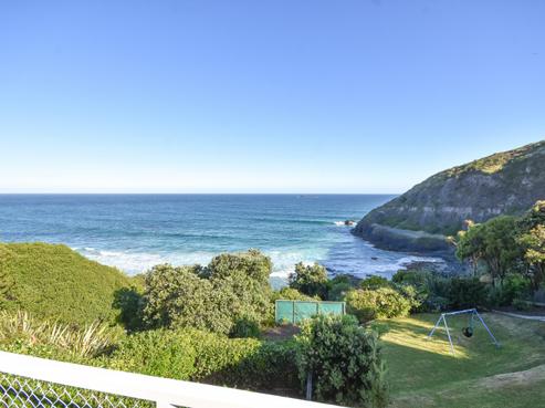 55 Cliffs Road, Saint Clair