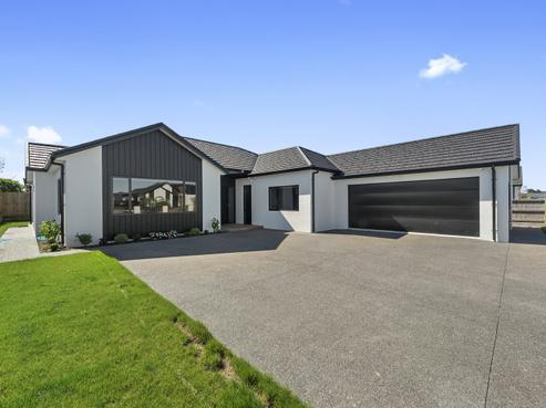 24 The Meadows Drive, Flagstaff