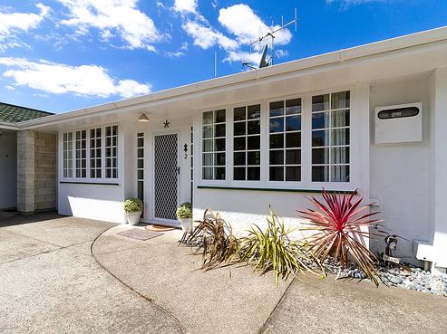 2/10A Meeanee Quay, Westshore