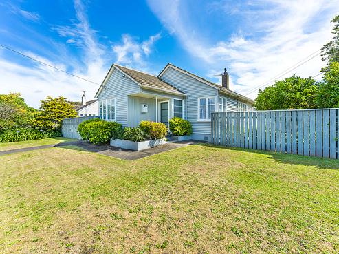 17 Compton Crescent, Taita