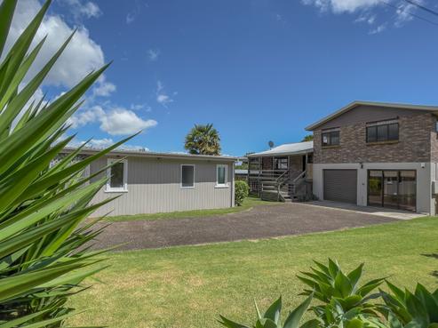 109 Tony Avenue, Thames