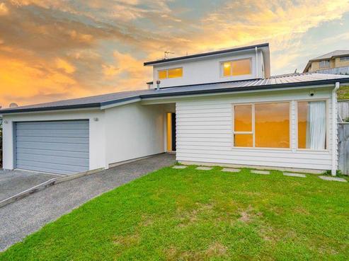 20 Dusky Crescent, Aotea
