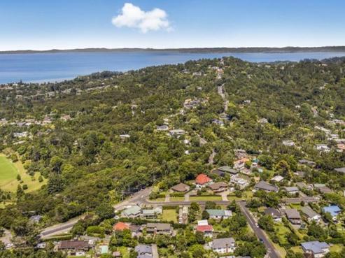 3 Highland Avenue, Titirangi