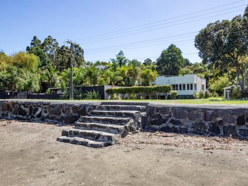 1220 Huia Road, Huia