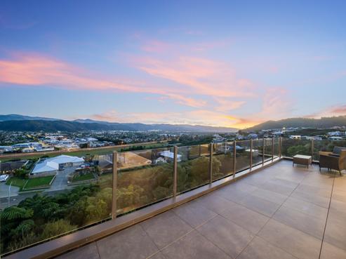 7 Swain Grove, Riverstone Terraces