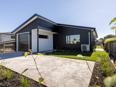 1 Trinity Crescent, Pirimai