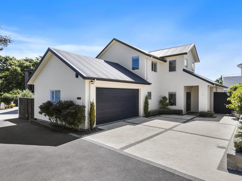7 Wallace Street, Roslyn