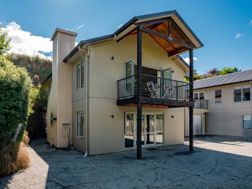 13B Redfern Terrace, Arthurs Point