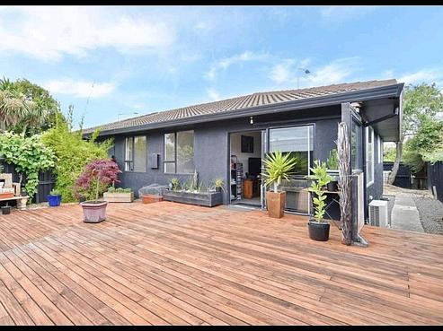 2/91 Bayswater Crescent, Bromley