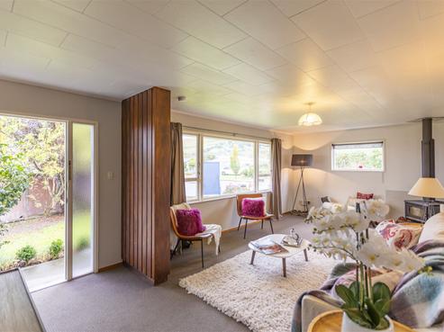 10 Weathers Place, Taradale