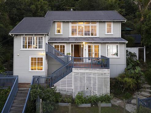 1 Bush Road, Waiatarua