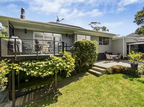 2/8 Scarlock Avenue, Browns Bay