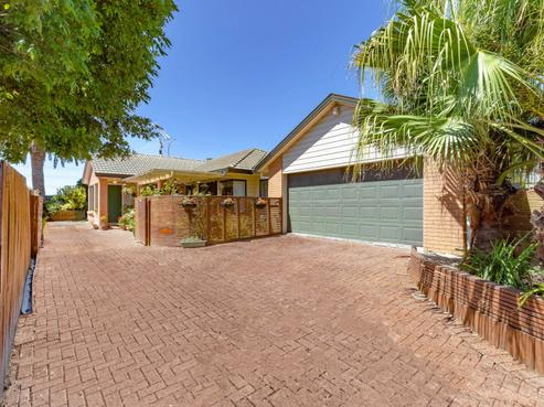 11 Sheriff Place, Randwick Park