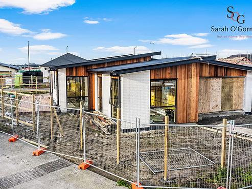 5 Houpuni Road, Wainui