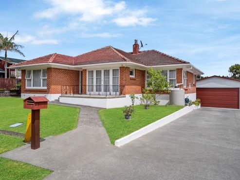 81 Lawrence Crescent, Hillpark