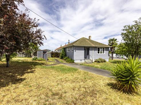 69 Racecourse Road, Waipukurau and Surrounds