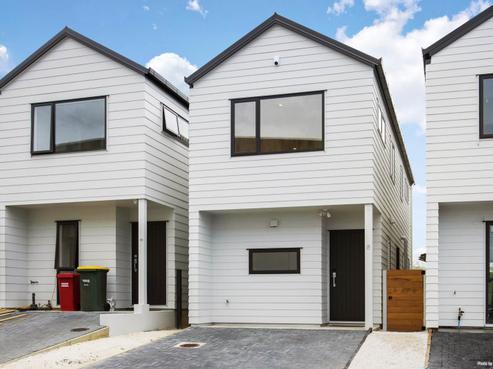 8 Mata Lane, Stanmore Bay