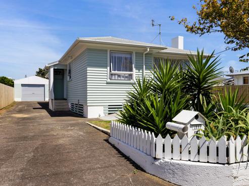 133 Broadway, Waitara