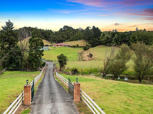 97 Arrowsmith Road, Waitakere