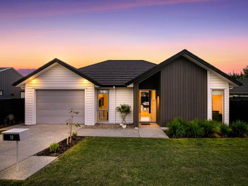 10 Ahutoetoe Road, Wainui