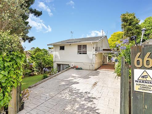 66 Stott Avenue, Birkdale