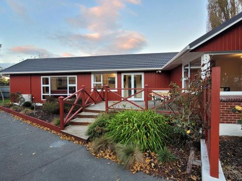 427 Linwood Avenue, Bromley