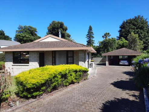 9 Washbourn Drive, Richmond