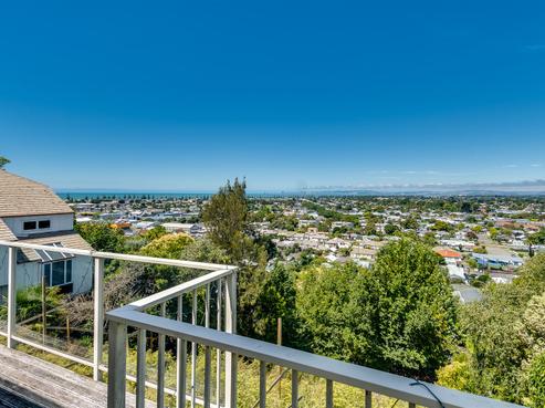 27 Enfield Road, Napier Hill