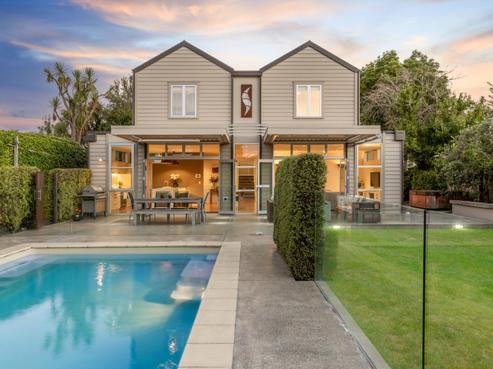 74 Weston Road, Saint Albans