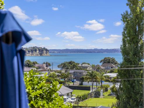 17A Beach Road, Manly