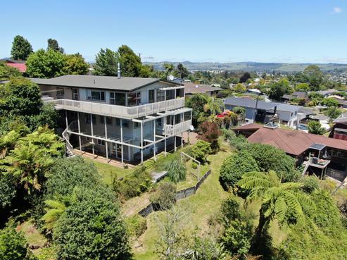 10 Naera Place, Kawaha Point