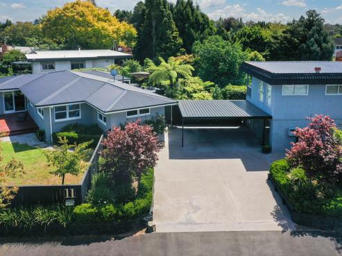 11 Clements Crescent, Queenwood