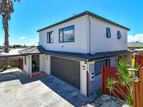 8A Hilltop Road, Clover Park