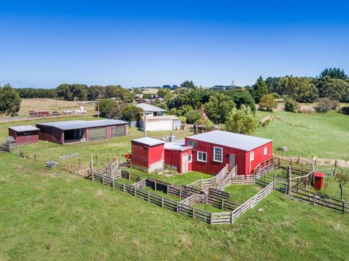 1692 State Highway 3, Feilding