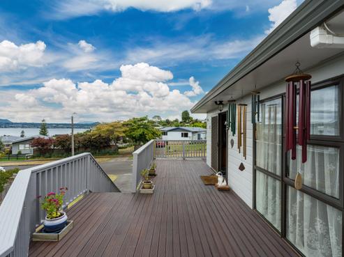 18 Shera Street, Acacia Bay