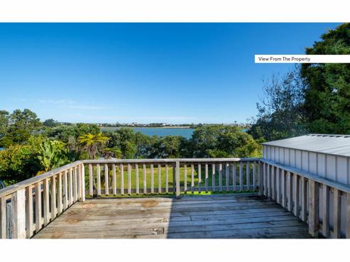 51 Ferry Parade, Herald Island
