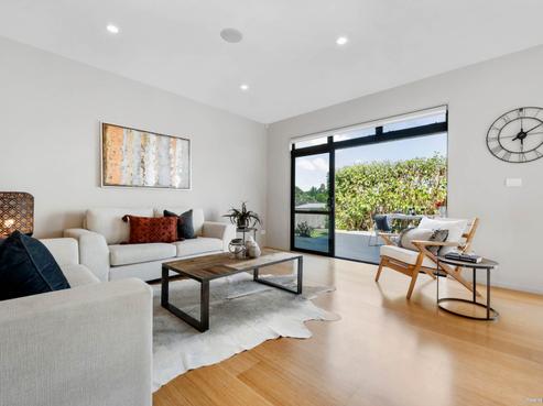 34 Columbia Crescent, Beachlands