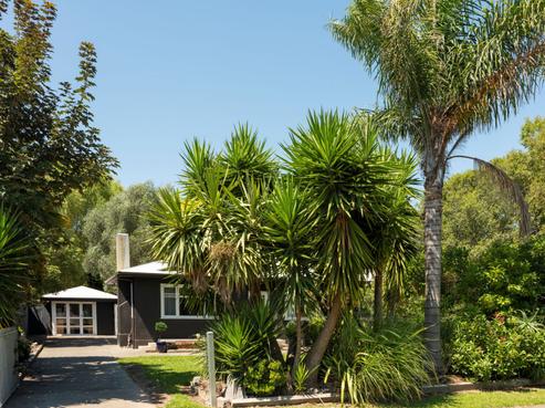 113 Main Road, Clive