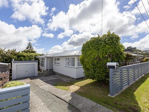 46 Mark Avenue, Paparangi
