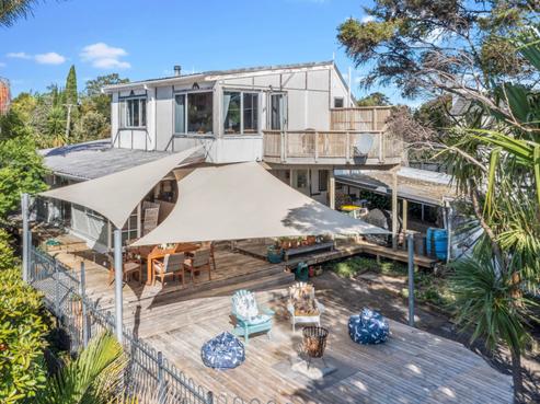 3 Holgate Avenue, Herald Island