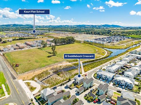 8 Saddleback Crescent, Papakura