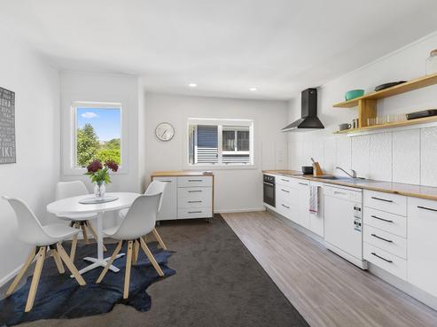 2/14C Glenmore Street, Thorndon