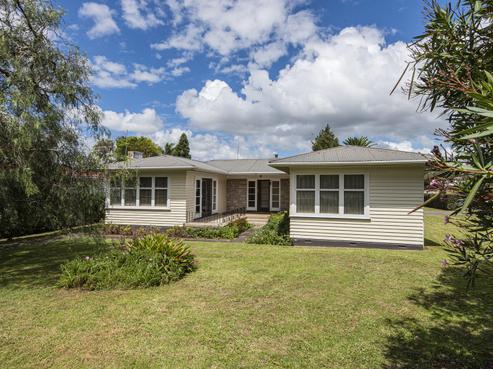 1 Kowhai Park Road, Maunu